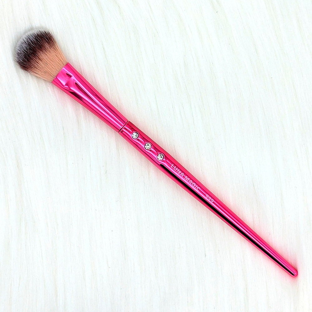🔴 LUNA MAGIC 999 Superstar Makeup Brush